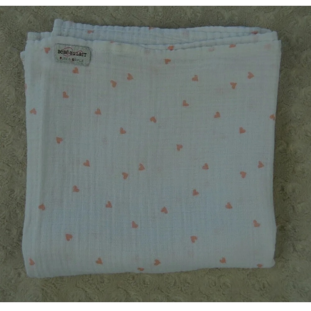 Bebe Au Lait Heart Print Baby Blanket Swaddle Pink White Muslin Pure & Simple